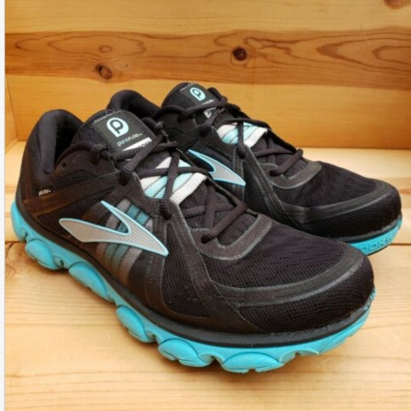 brooks pureflow brown